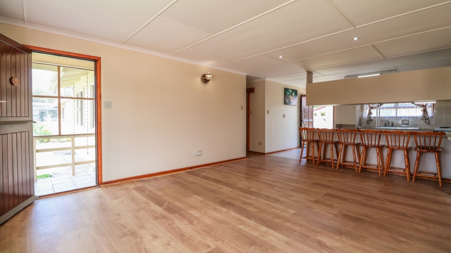 4 Bedroom Property for Sale in Stilbaai Wes Western Cape